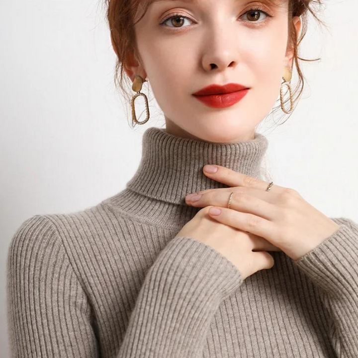 Catherine Cashmere Turtleneck