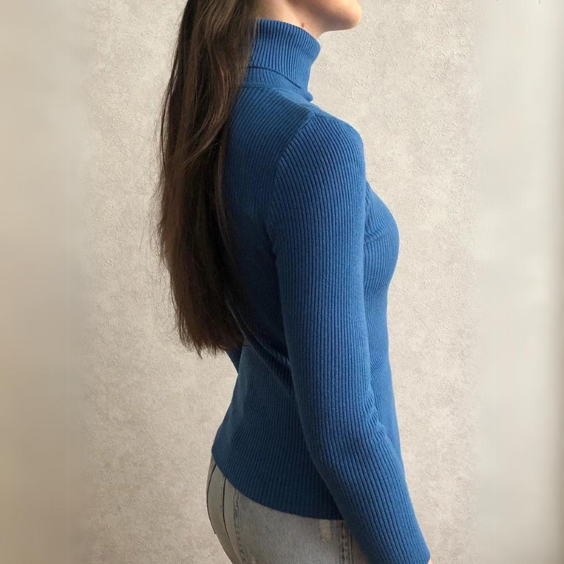 Catherine Cashmere Turtleneck