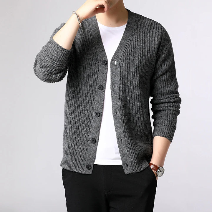 Knurl Button Classic Sweater