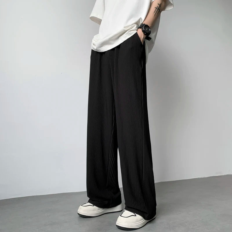 Ridge Groove Pleated Pants