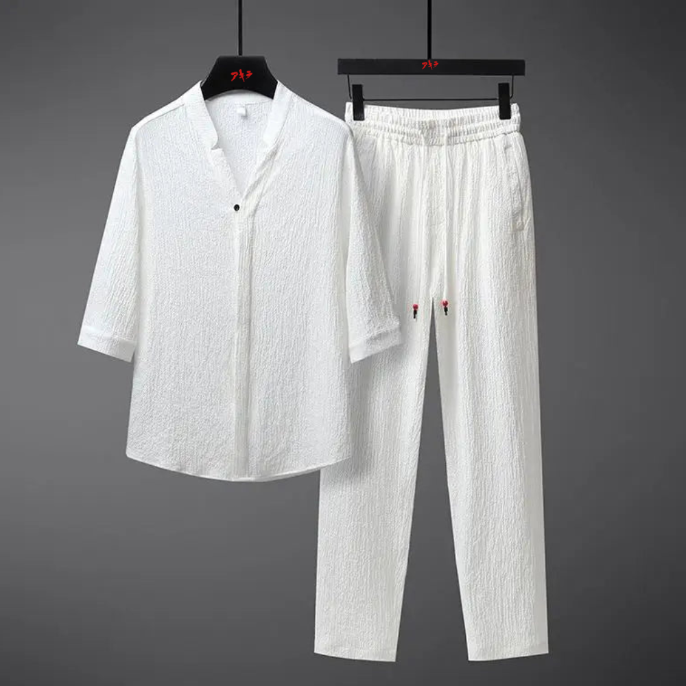 Akira Leisure Linen Set